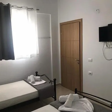 Alma Holiday Ξενοδοχείο Εξαμίλιο