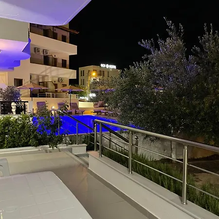 Alma Holiday * Εξαμίλιο